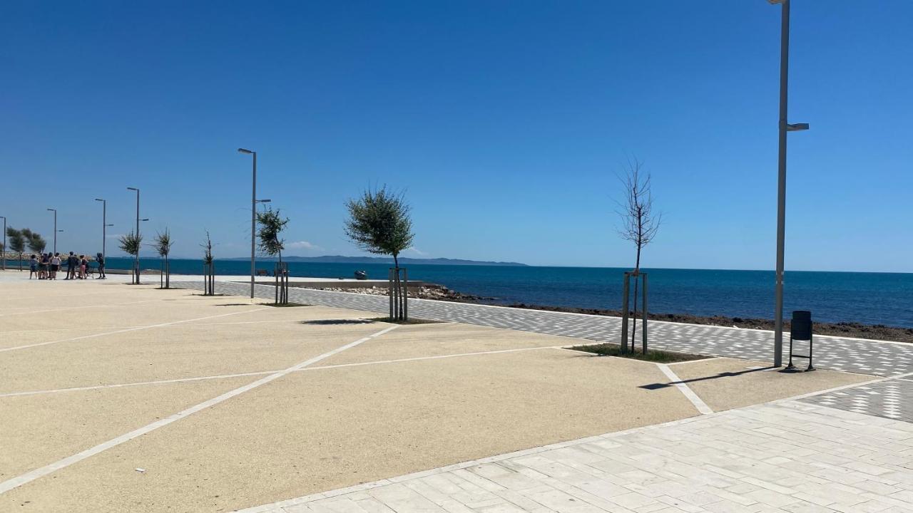 Hoara Holidays Apartment'S Durres Bagian luar foto