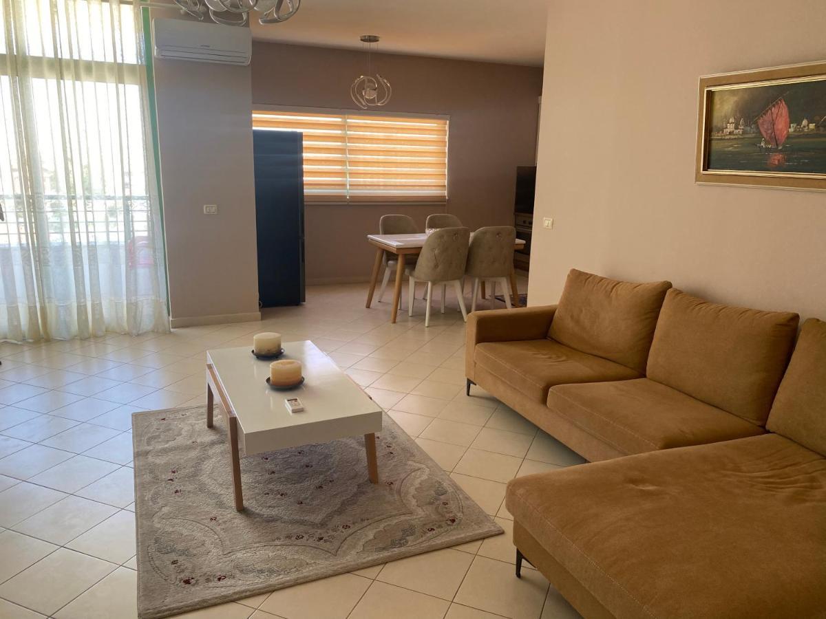 Hoara Holidays Apartment'S Durres Bagian luar foto
